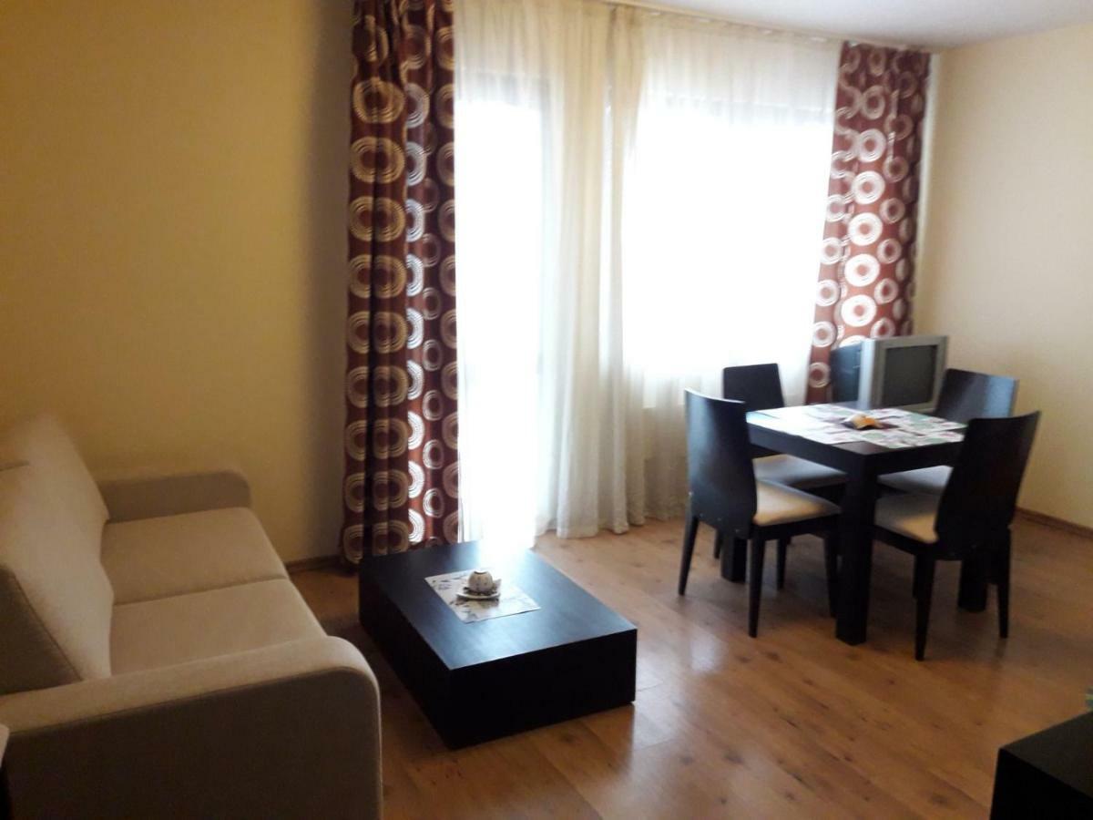 Apartment Brilliance Bansko Bagian luar foto